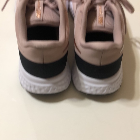 Nike evolution - Picture 3 of 6